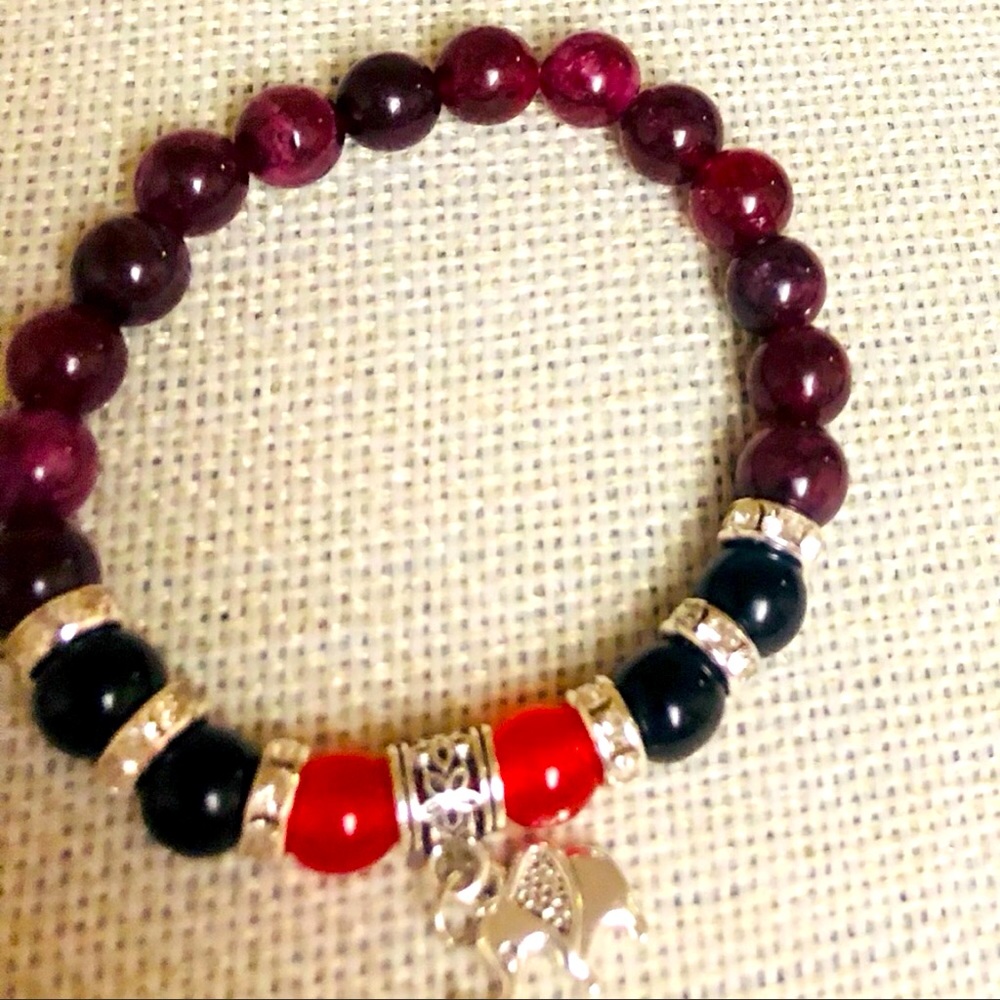 Combine with other textures and finishes for a bracelet stack that's unique 4 U